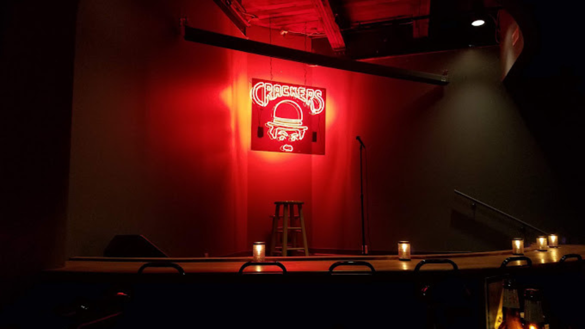 Crackers Comedy Club